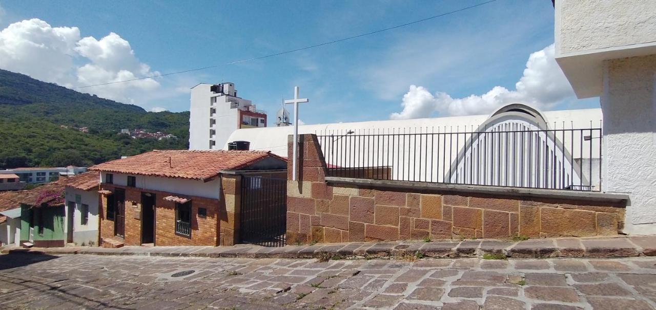 Santander Aleman Hostel San Gil Extérieur photo