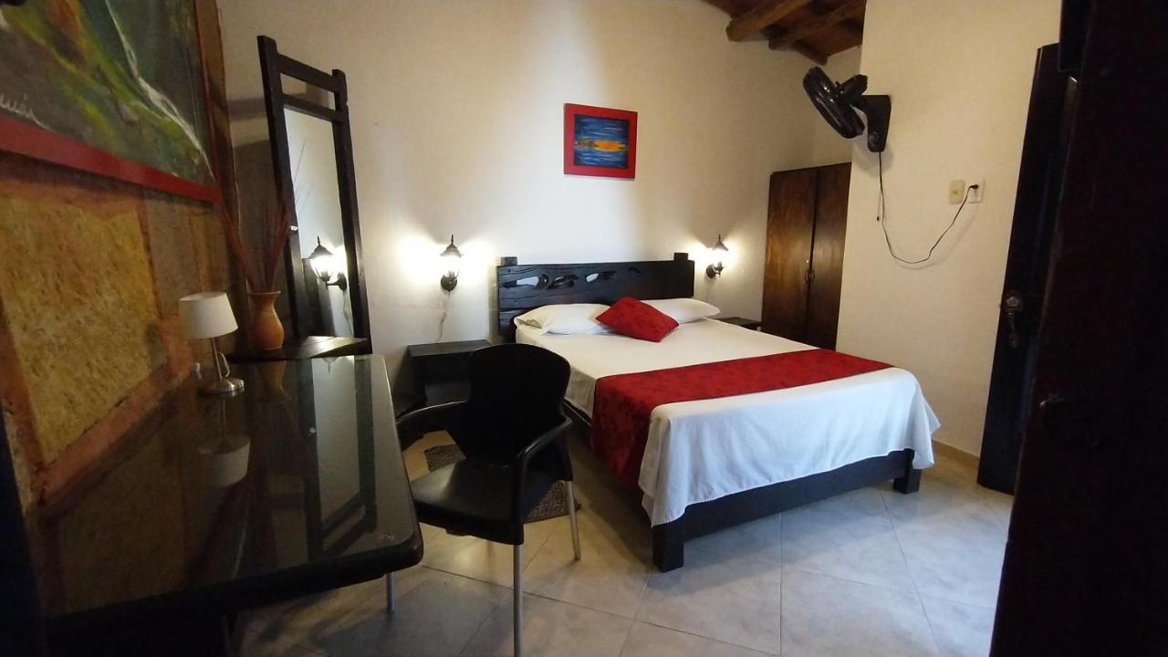 Santander Aleman Hostel San Gil Extérieur photo