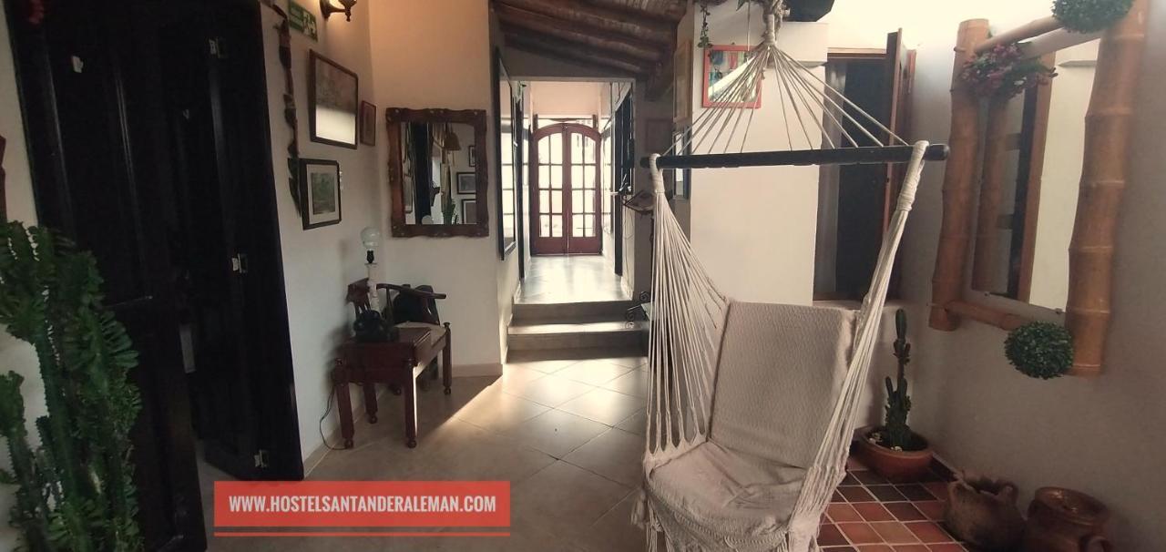 Santander Aleman Hostel San Gil Extérieur photo