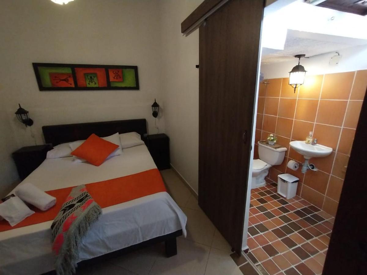 Santander Aleman Hostel San Gil Extérieur photo