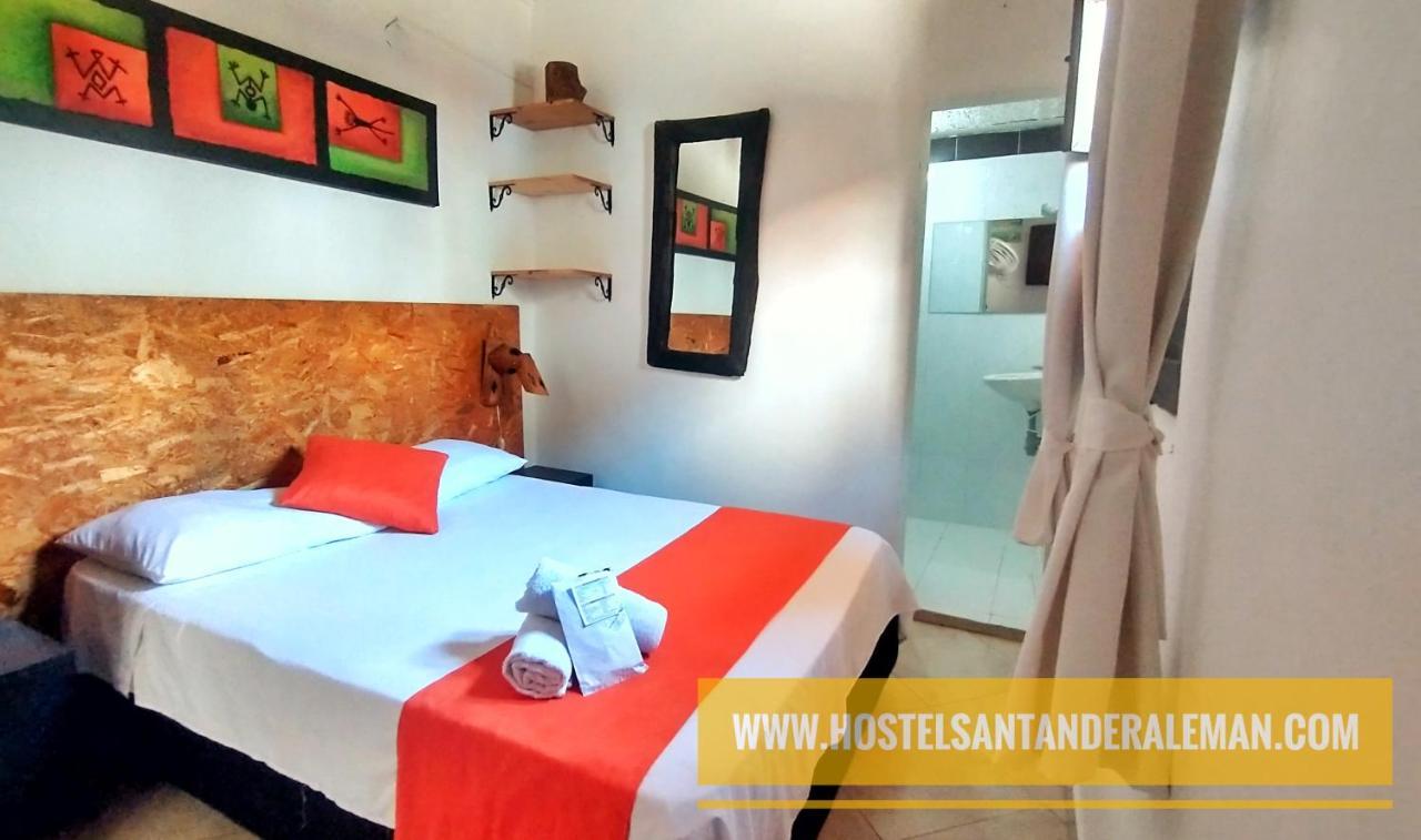 Santander Aleman Hostel San Gil Extérieur photo
