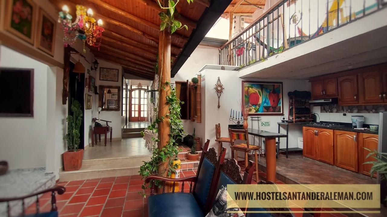 Santander Aleman Hostel San Gil Extérieur photo