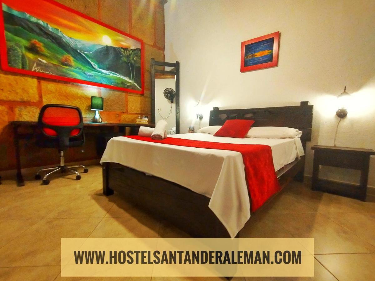 Santander Aleman Hostel San Gil Extérieur photo