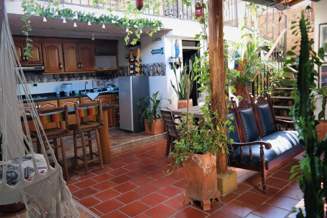 Santander Aleman Hostel San Gil Extérieur photo