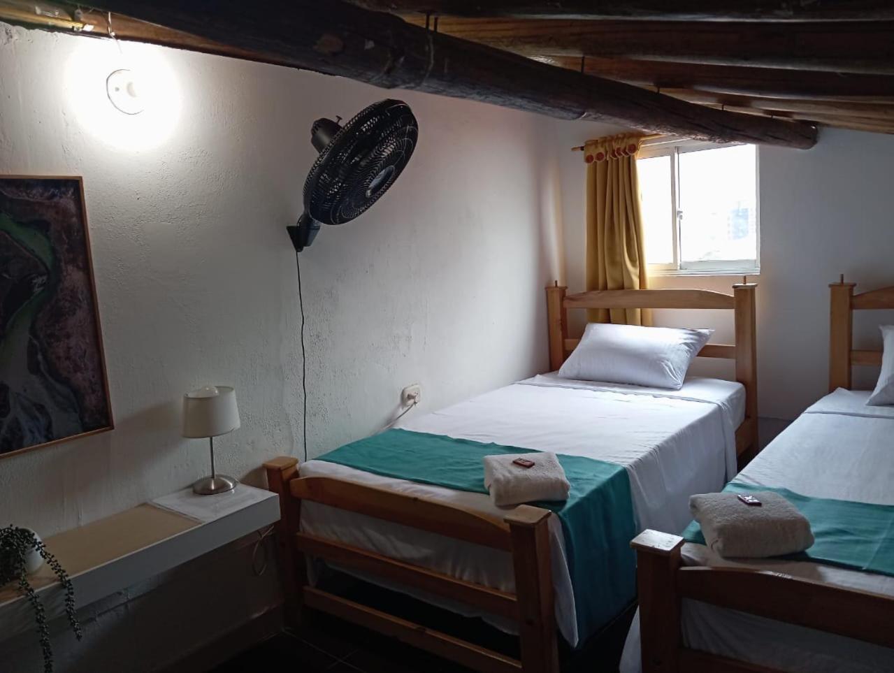 Santander Aleman Hostel San Gil Extérieur photo