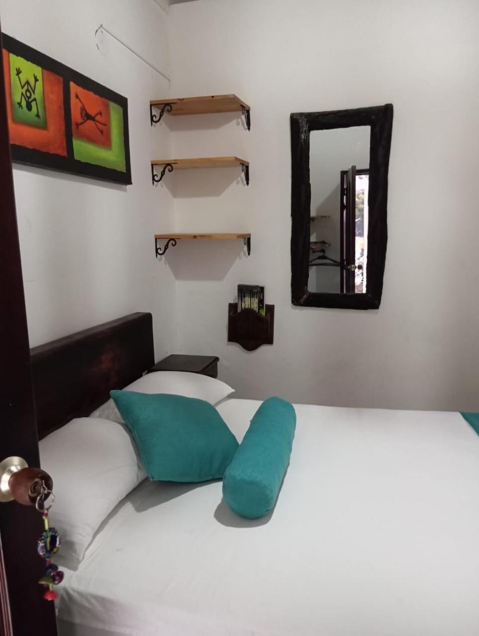 Santander Aleman Hostel San Gil Extérieur photo