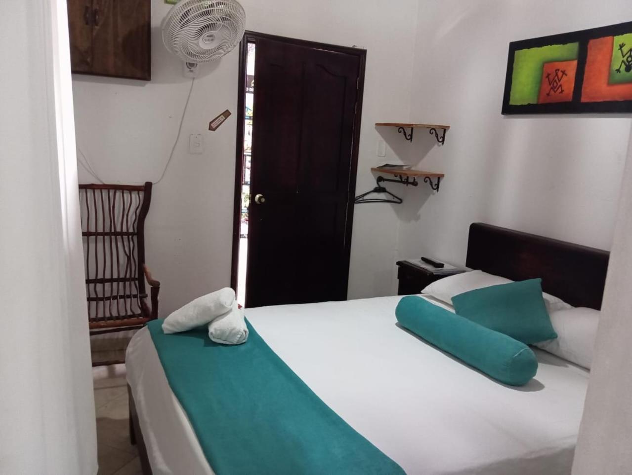 Santander Aleman Hostel San Gil Extérieur photo