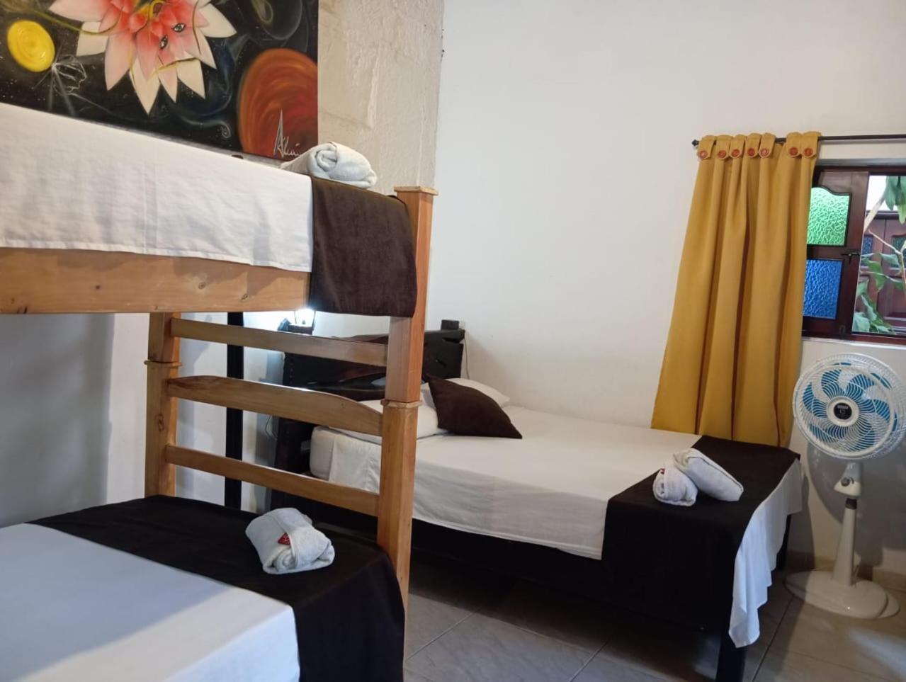 Santander Aleman Hostel San Gil Extérieur photo