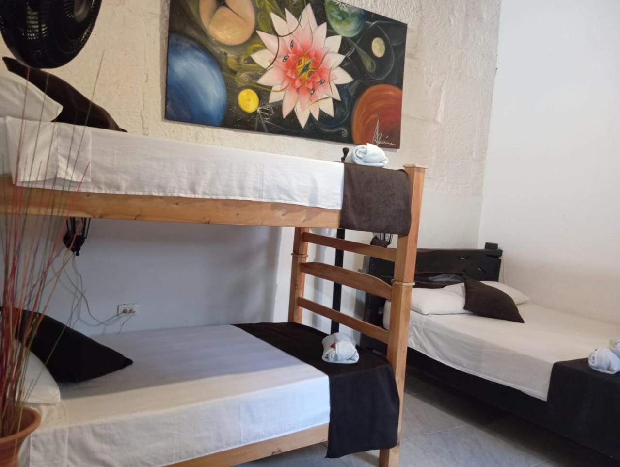 Santander Aleman Hostel San Gil Extérieur photo